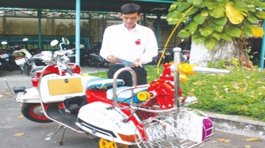  Xe gắn máy chữa cháy