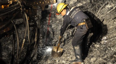 Doanh nghiệp Việt đứng tên cho chủ Trung Quốc "đào" khoáng sản