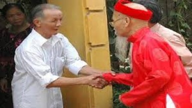  Tết Giáp Ngọ: Chọn ai xông đất có “lộc”?
