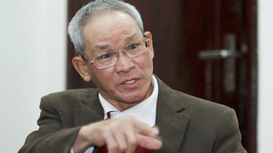  Không "úp mở" để dẹp nhiễu loạn thông tin