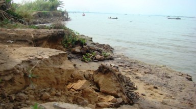  Bến Tre: Sạt lở nghiêm trọng ở Cồn Ngoài 