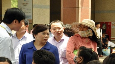  Bệnh viện ĐH Y Dược TP.HCM tạm ứng viện phí trên trời