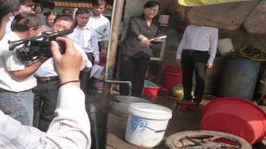  Nước sạch chỉ cách một con đường