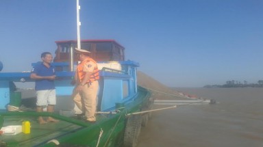  Tiền Giang: Phạt  hơn 2 tỷ đồng đối với các phương tiện khai thác, vận chuyển cát sai quy định