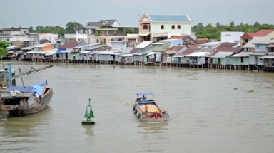  Kênh Bắc Cái Sắn (Cần Thơ): Nguồn nước ô nhiễm vì rác