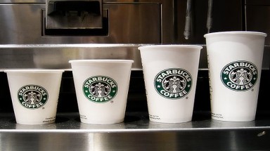    "Starbucks là nước có mùi cà phê pha đường"