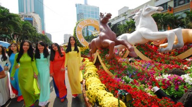  TP.HCM: ăn tết tiết kiệm, chống lãng phí