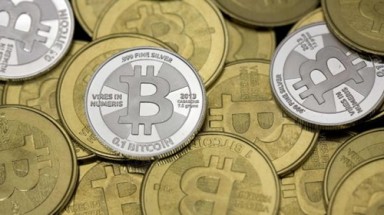 Nga cấm dùng Bitcoin