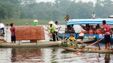  An Giang phấn đấu trở thành trung tâm du lịch 