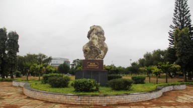  Vụ bắt giam hòn đá ở Gia Lai: Huyện chi cho người kiện 110 triệu đồng