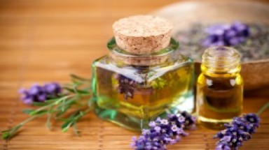 Da khỏe đẹp nhờ liệu pháp chăm sóc bằng tinh dầu thơm