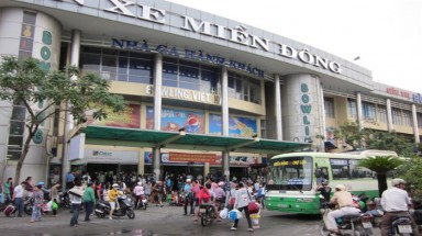   Bến xe Miền Đông chỉ mặt 57 hãng xe "móc túi dân"