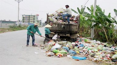   Bắc Giang: Ra quân thu gom, vận chuyển, xử lý điểm tồn lưu rác thải không đúng nơi quy định 