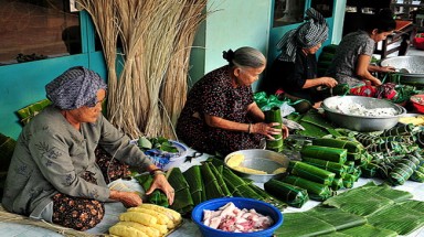  Ngày tết của má