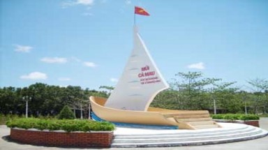  Gần 7.000 lượt khách tham quan Khu du lịch Đất Mũi
