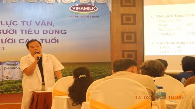     Vinamilk chăm sóc sức khoẻ cho Người cao tuổi Đà Nẵng và Quảng Nam