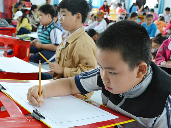   Hội thi vẽ tranh “Em yêu biển - đảo quê hương” 