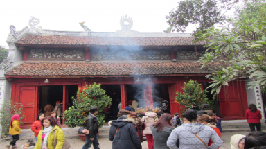  Khung cảnh phi văn hóa tràn ngập mùa lễ hội