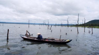 Có một làng chài ẩn mình trên cao nguyên
