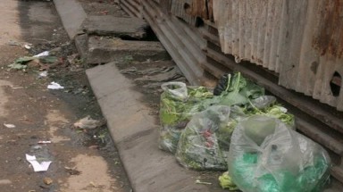 Rảo nhanh qua phố bốc mùi ở thủ đô
