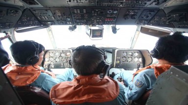    Việt Nam ngừng tìm kiếm máy bay Malaysia mất tích