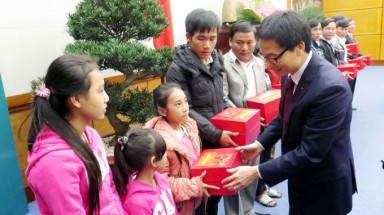  Làm cho biển đảo ngày càng gần bờ hơn