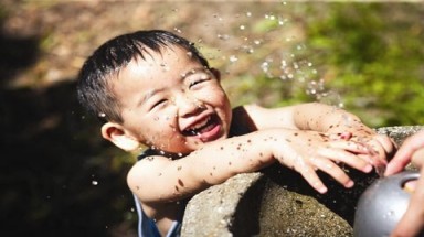  Nâng cao nhận thức, thay đổi hành vi của người dân về nước sạch và vệ sinh