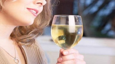  Nước và 4 thực phẩm khác làm bạn thao thức cả đêm