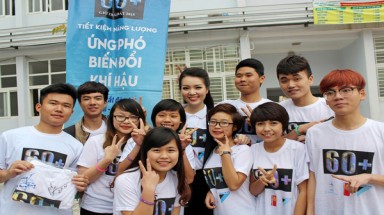  Hoạt động hưởng ứng Chiến dịch Giờ Trái đất tại trường Đại học Điện lực Hà Nội