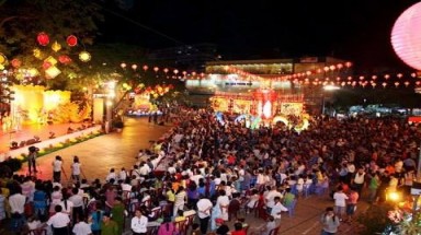  TP.HCM: Sôi động đêm hội Nguyên Tiêu Ất Mùi 2015