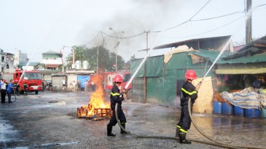   Tuần lễ Quốc gia An toàn vệ sinh lao động, phòng chống cháy nổ: Bảo vệ môi trường tại các cụm công nghiệp 
