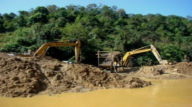  Phú Thọ: Cần xử lý triệt để việc khai thác đất trái phép