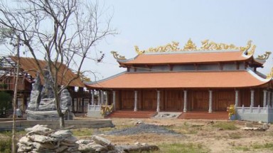  Hoài Linh được chuyển đổi 700 m2 đất để xây nhà thờ tổ