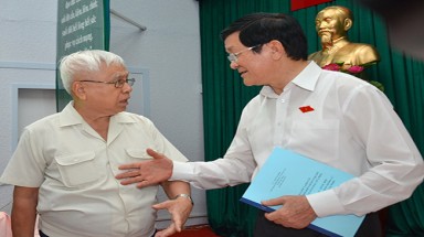     Không úp mở vấn đề biển đảo