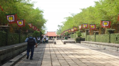   Khu Tưởng niệm các Vua Hùng: Nơi giáo dục truyền thống "Uống nước nhớ nguồn"