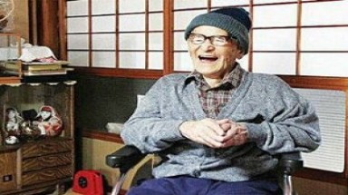  Cụ ông thọ nhất thế giới đón sinh nhật 116 tuổi