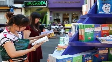  Đề cử trực tuyến cho giải thưởng "Sách hay 2013"