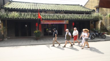 Lãnh đạo Hội An nhận lỗi trong vụ soát vé phản cảm