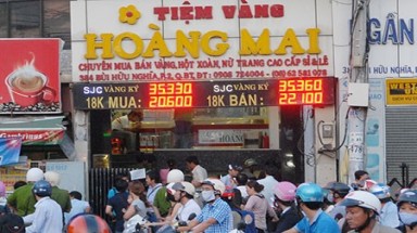   Vụ khám xét tiệm vàng tại Bình Thạnh: Chủ tiệm phản ứng