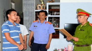  Trở thành tỉ phú nhờ… phim sex