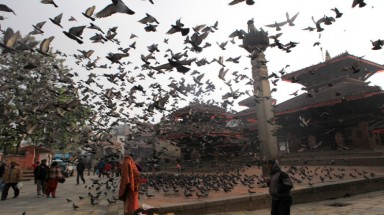 Nước mắt Nepal