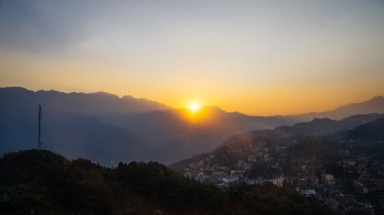  Núi Hàm Rồng vào top ngắm hoàng hôn đẹp nhất