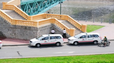 Thản nhiên tiểu tiện, xả rác: Còn đâu ý thức cộng đồng!