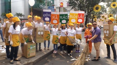  Cộng đồng thêm ấn tượng với hoạt động đi bộ vận động "Không xả rác bừa bãi"  lần 2
