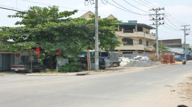  Quận 12: Tổ bảo vệ dân phố bao quanh bởi rác