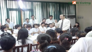 Thầy Nguyễn Lê Nhật Thanh nói về “Văn hóa bàn tiệc”