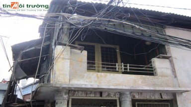  “Nhà hoang” gây ô nhiễm