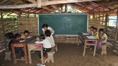  Nâng cao chất lượng giáo dục cho học sinh dân tộc thiểu số tại Việt Nam