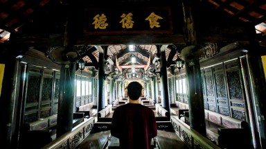  Việt phủ Thành Chương nặng tính chất “khoe của”