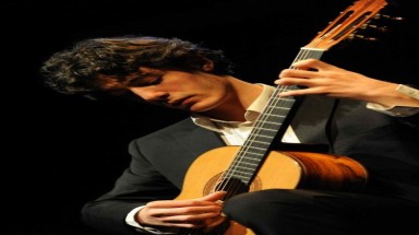  Độc tấu ghi-ta cổ điển của nghệ sĩ Pháp Gabriel Bianco